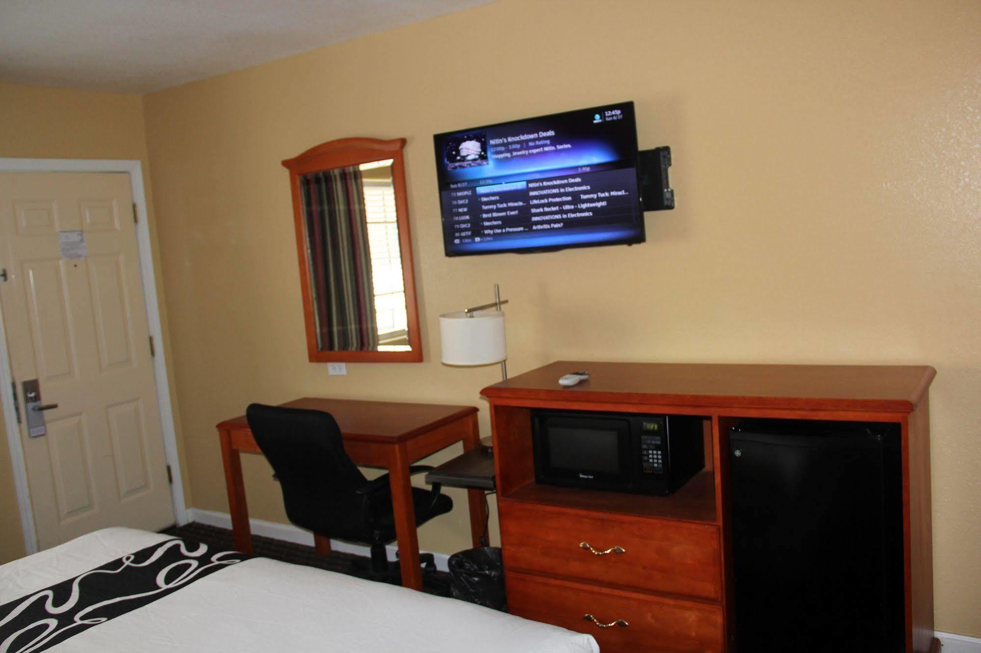 Vista Inn & Suites Beale Street Мемфис Экстерьер фото